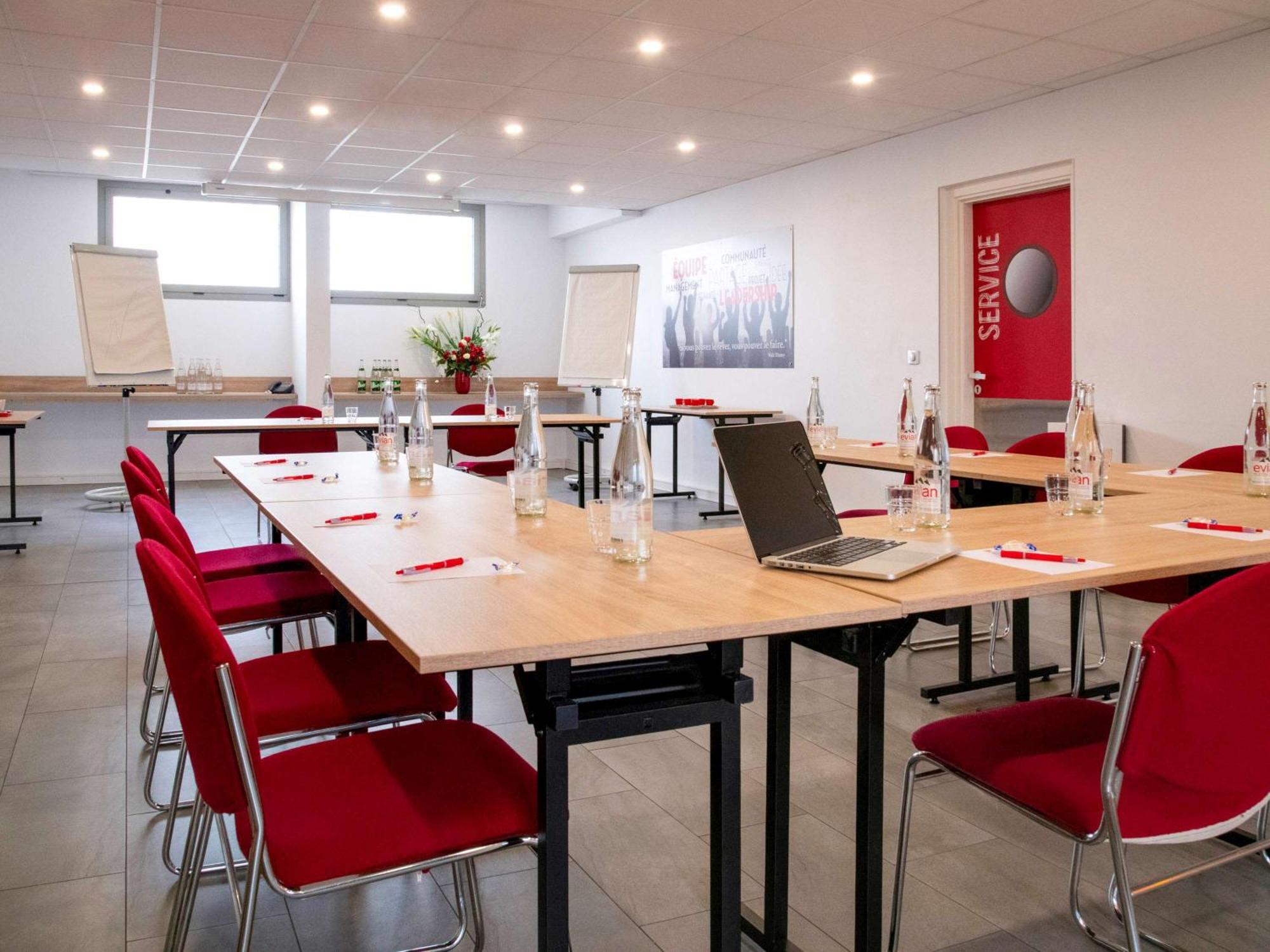 Ibis Cannes Mouans Sartoux Piscine Parking Gratuit Exterior photo